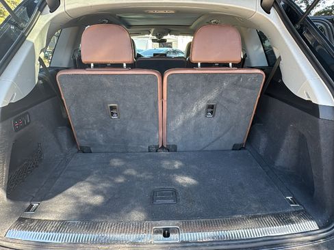 Used 2017 Audi Q7 3.0T Prestige w/ Prestige Package image 26