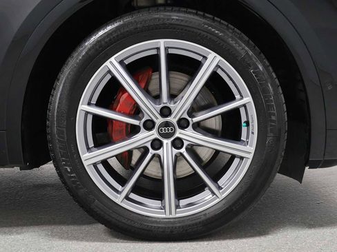 Used 2023 Audi SQ5 Prestige w/ Prestige Package AWD/4WD image 12