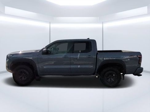 Used 2025 Nissan Frontier PRO-4X w/ Interior Protection Package AWD/4WD image 6