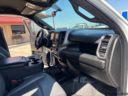 Used 2022 RAM 3500 Tradesman image 31