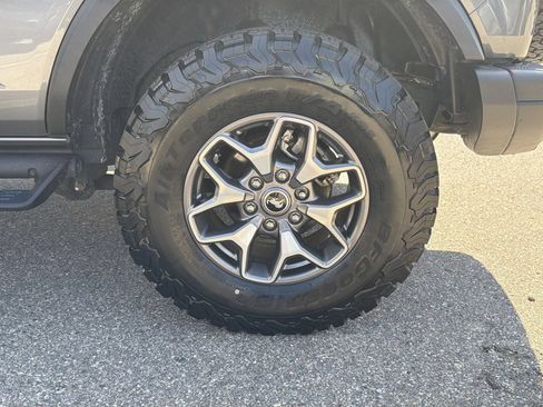 Used 2024 Ford Bronco Badlands AWD/4WD image 16