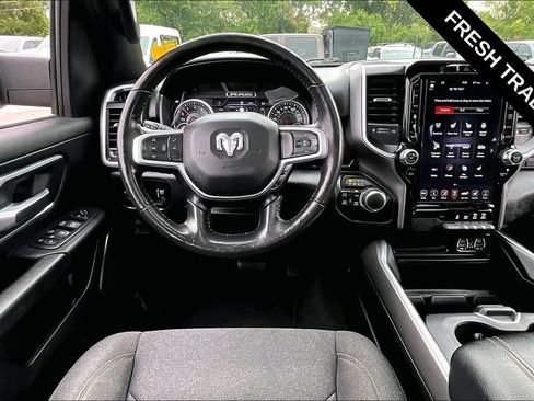 Used 2020 RAM 1500 Big Horn AWD/4WD image 11