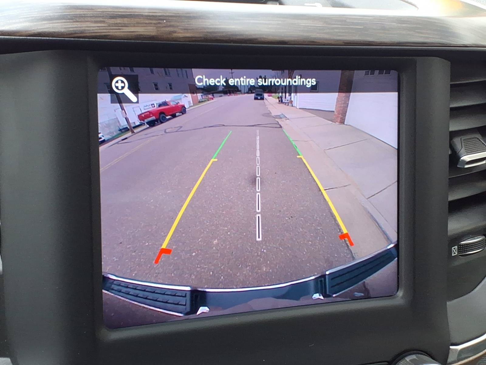 Used 2019 RAM 1500 Laramie AWD/4WD image 14