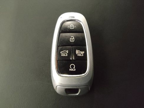 Used 2023 Hyundai Sonata SEL FWD image 32