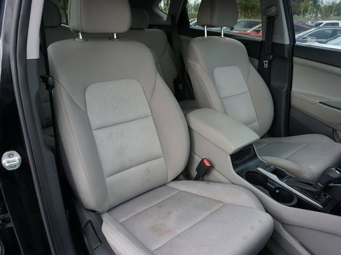 Used 2016 Hyundai Tucson SE w/ Option Group 02 image 2