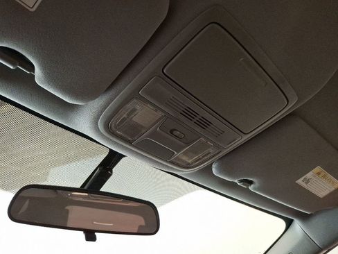 Used 2019 Honda CR-V LX image 29