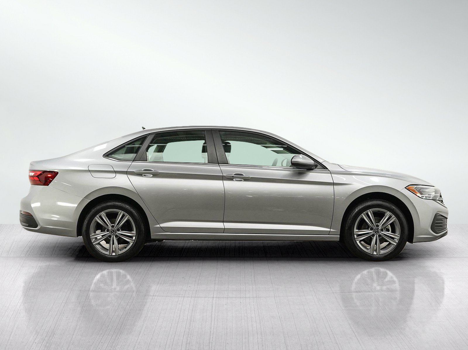 Used 2022 Volkswagen Jetta SE FWD image 6