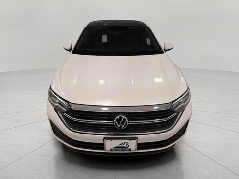 Used 2023 Volkswagen Jetta SE FWD image 13