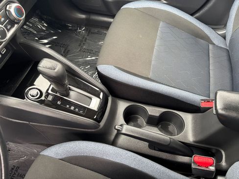 Used 2025 Nissan Versa SV image 41