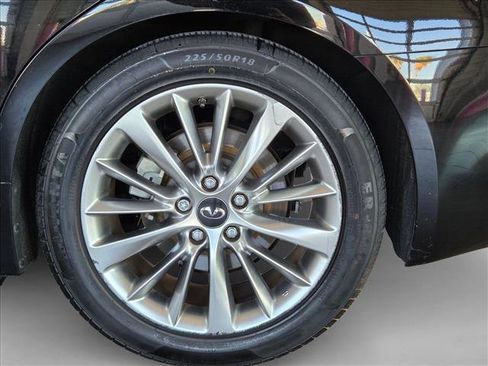 Used 2019 INFINITI Q50 Luxe image 23