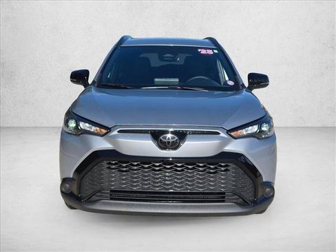 Used 2025 Toyota Corolla Cross AWD Hybrid image 2