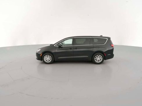 New 2026 Chrysler Voyager LX image 6