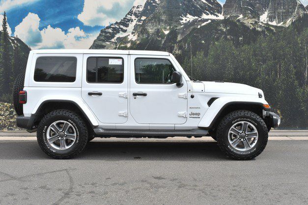 Used 2021 Jeep Wrangler Unlimited Sahara AWD/4WD image 2