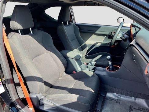 Used 2015 Scion tC image 26