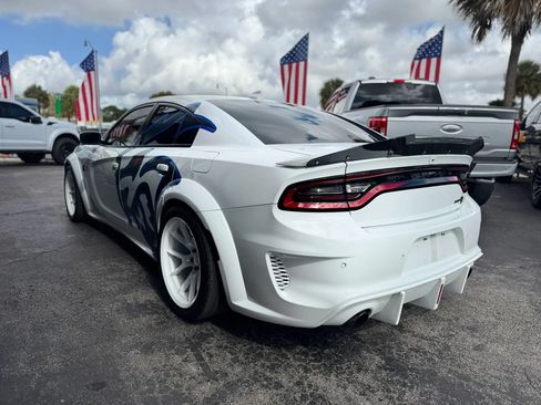 Used 2022 Dodge Charger SRT Hellcat RWD image 9