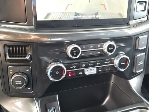 Used 2023 Ford F150 XLT image 30