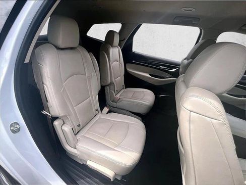 Used 2024 Buick Enclave Essence FWD image 29