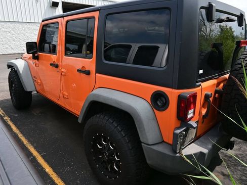 Used 2012 Jeep Wrangler Unlimited Sport AWD/4WD image 4
