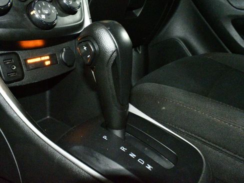 Used 2021 Chevrolet Trax LS w/ Tint and Cruise Package image 39