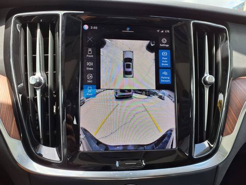 Certified 2024 Volvo S60 B5 Plus FWD image 26