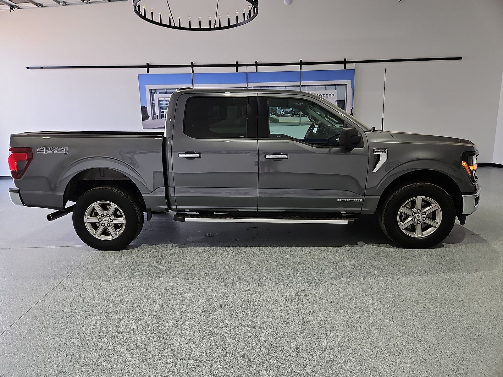 Used 2025 Ford F150 XLT w/ Equipment Group 301A Standard AWD/4WD image 9