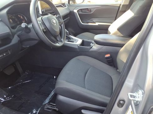 Used 2025 Toyota RAV4 LE FWD image 21
