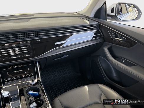 Used 2022 Audi Q8 Premium Plus AWD/4WD image 17