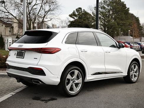 New 2025 Audi Q5 Premium Plus image 7