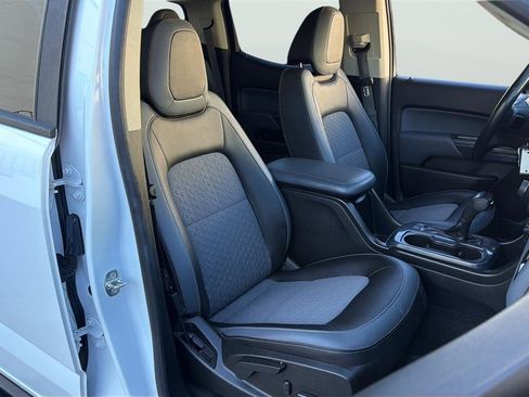 Used 2017 Chevrolet Colorado Z71 image 14