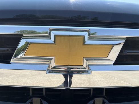 Used 2023 Chevrolet Silverado 1500 LT AWD/4WD image 31