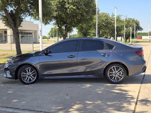 Certified 2022 Kia Forte GT-Line w/ GT-Line Technology Package FWD image 3