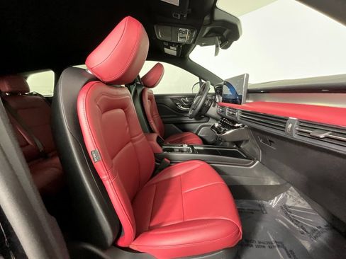 Used 2025 Lincoln Corsair Reserve image 20