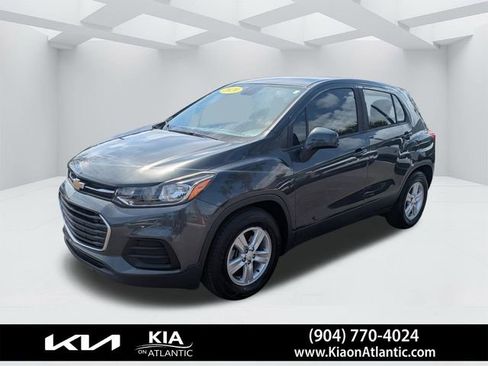 Used 2020 Chevrolet Trax LS image 7