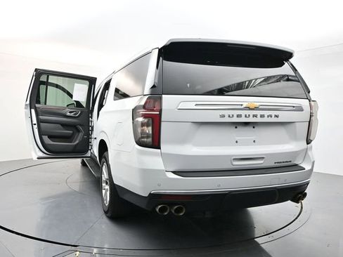 Used 2023 Chevrolet Suburban Premier image 54