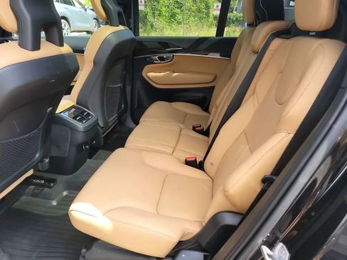 Used 2018 Volvo XC90 T6 Momentum w/ Convenience Package AWD/4WD image 27