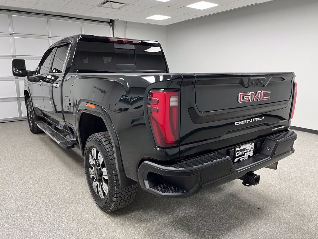 Used 2024 GMC Sierra 3500 Denali w/ Denali Reserve Package AWD/4WD image 7