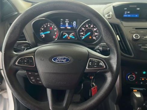 Used 2017 Ford Escape SE AWD/4WD image 13