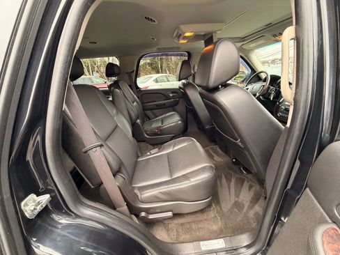 Used 2009 GMC Yukon Denali image 17