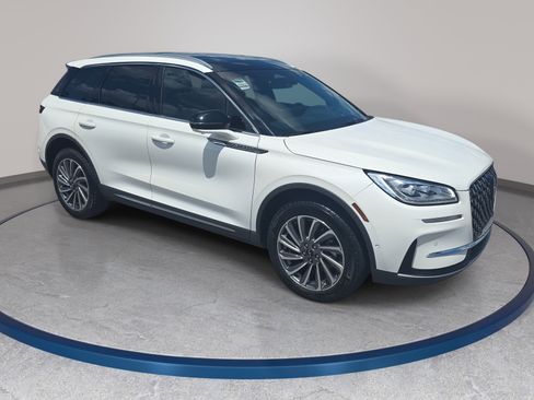 Certified 2024 Lincoln Corsair Reserve w/ Equipment Group 202A AWD/4WD image 3