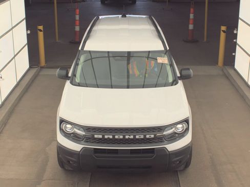 Used 2025 Ford Bronco Sport Big Bend w/ Convenience Package AWD/4WD image 2