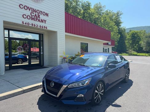 Used 2021 Nissan Altima 2.5 SR FWD image 1
