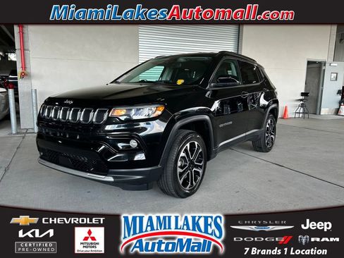 Used 2022 Jeep Compass Limited image 1
