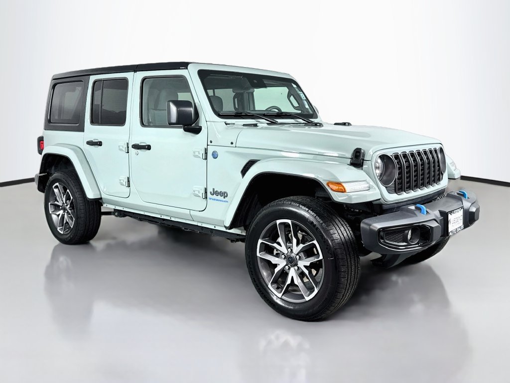 Used 2024 Jeep Wrangler Unlimited AWD/4WD image 4