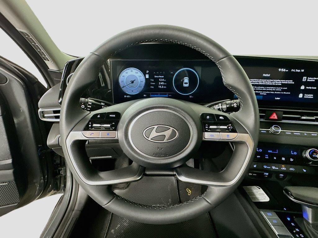 New 2026 Hyundai Elantra Limited FWD image 10