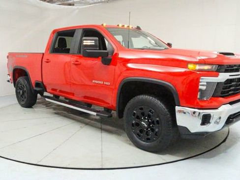 Certified 2024 Chevrolet Silverado 2500 LT image 7