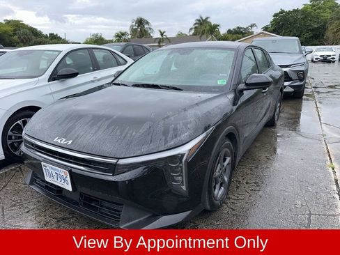 Used 2025 Kia K4 FWD image 1