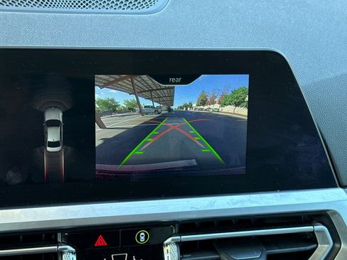 Used 2020 BMW 330i Sedan w/ Convenience Package image 25