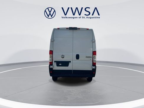 Used 2023 RAM ProMaster 2500 FWD image 7