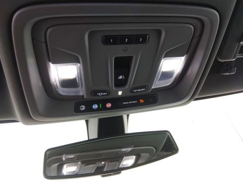 Used 2021 Chevrolet Silverado 1500 LT Trail Boss w/ Convenience Package II image 26