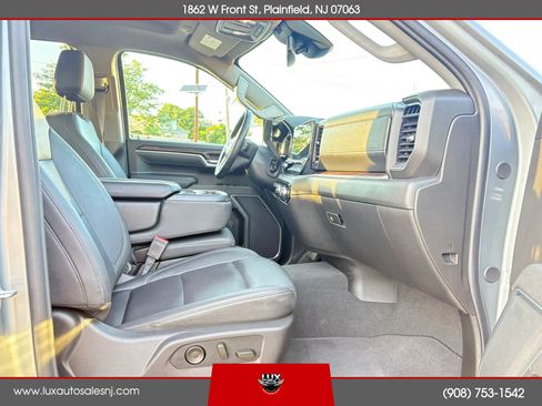 Used 2026 GMC Sierra 1500 SLT AWD/4WD image 26